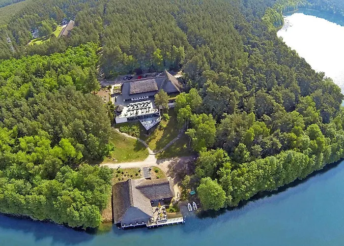 Semi Detached At The Drewitzer * Drewitz