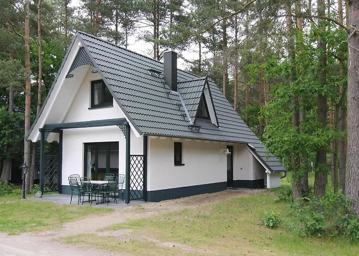 Semi Detached At The Drewitzer * Drewitz